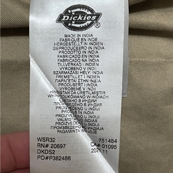 DICKIES Silver Firs Short Sleeve Shirt Leopard Print Men’s XS Unisex - Picture 11 of 12